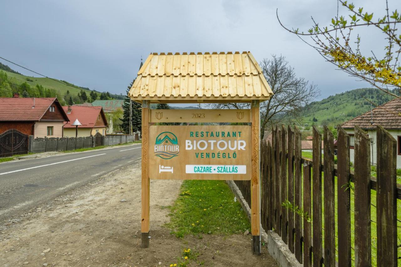 Biotour Camping & Restaurant Ghimeş-Făget Esterno foto