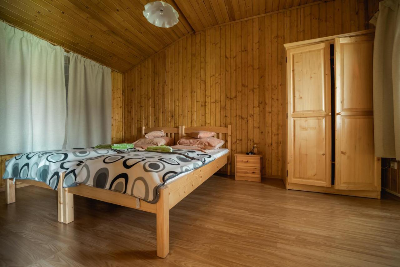 Biotour Camping & Restaurant Ghimeş-Făget Esterno foto