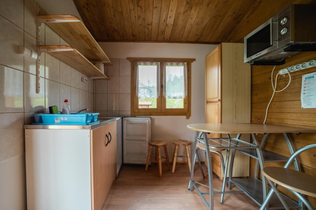 Biotour Camping & Restaurant Ghimeş-Făget Esterno foto